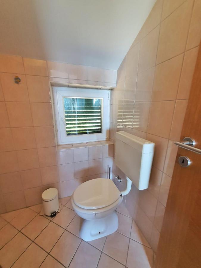 Apartmani Latin Jezera Exterior foto
